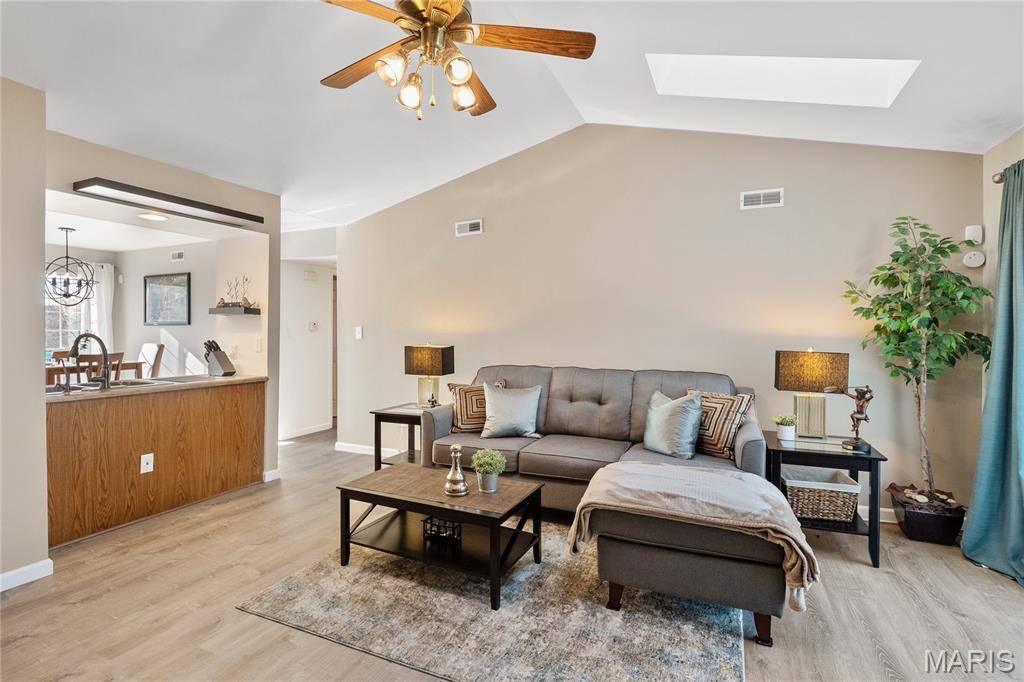 St Peters, MO 63304,130 Country Trace CT