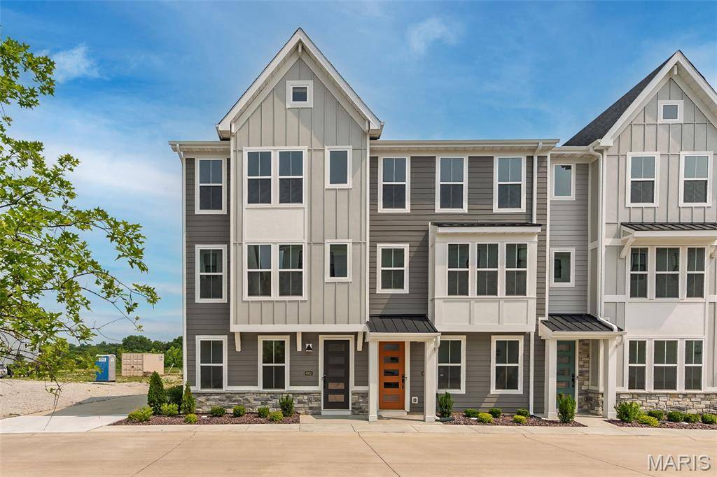 Richmond Heights, MO 63144,8932 Gateway CIR #41-804