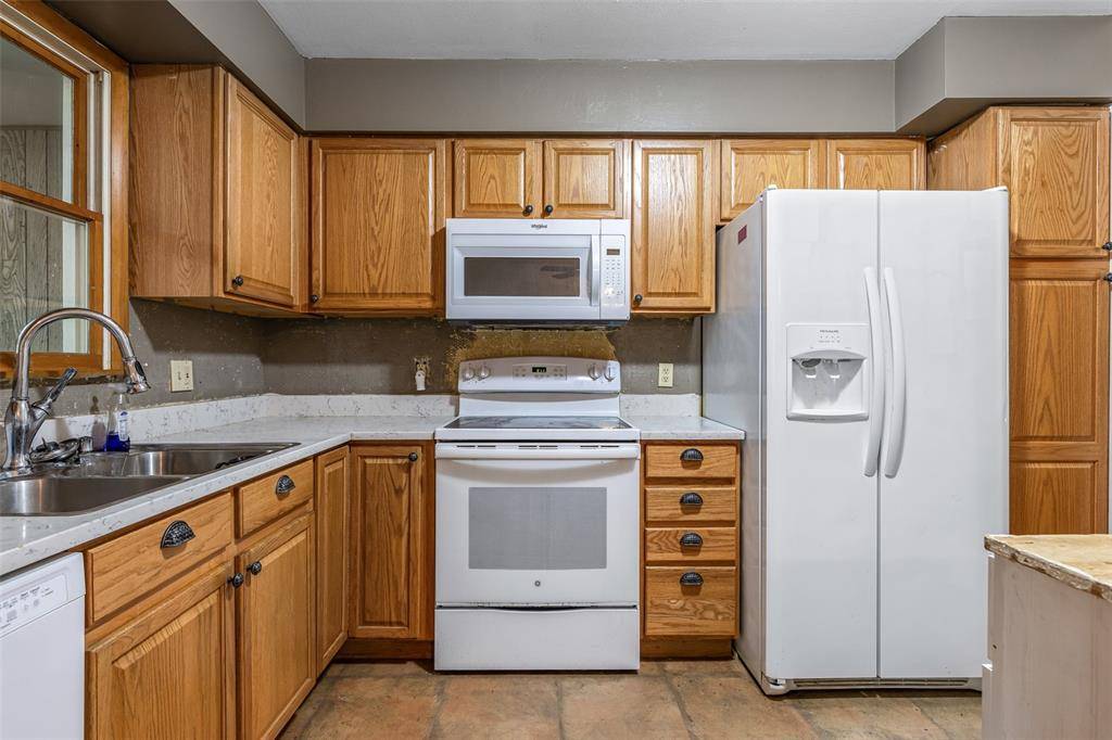 Arnold, MO 63010,1111 Arnold Tenbrook RD