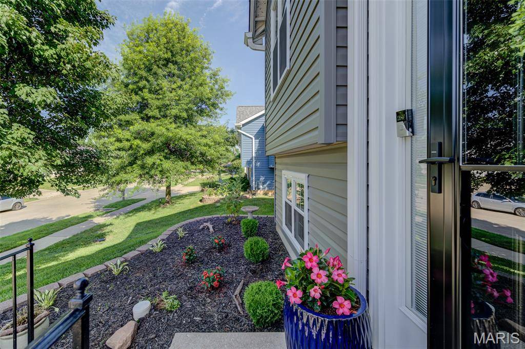 Wentzville, MO 63385,220 Split Rail DR