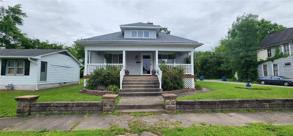 Murphysboro, IL 62966,220 N 9th ST