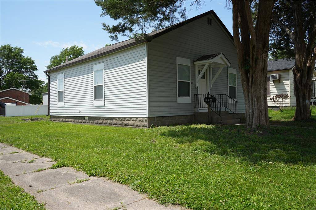 Gillespie, IL 62033,300 W Baker ST