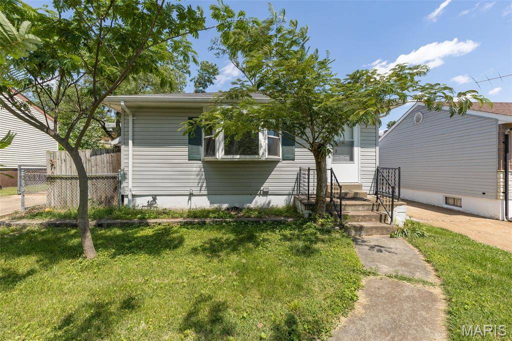 MO 63123,9544 Dana AVE