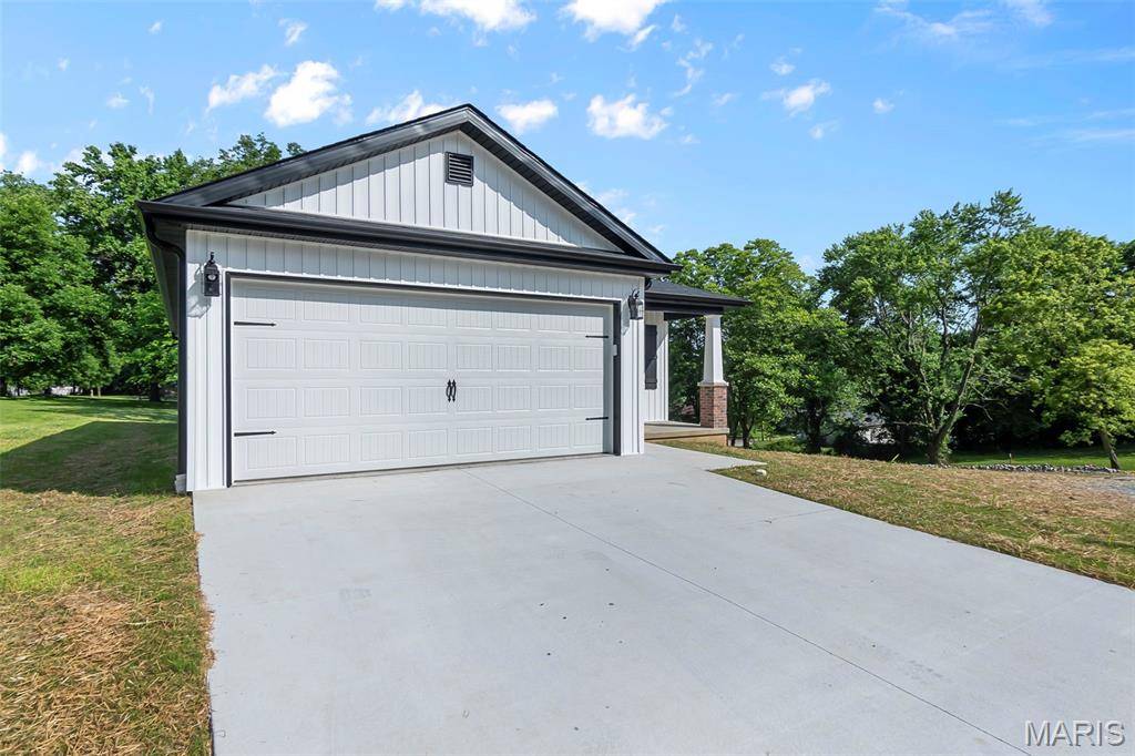 Jackson, MO 63755,915 Greensferry RD
