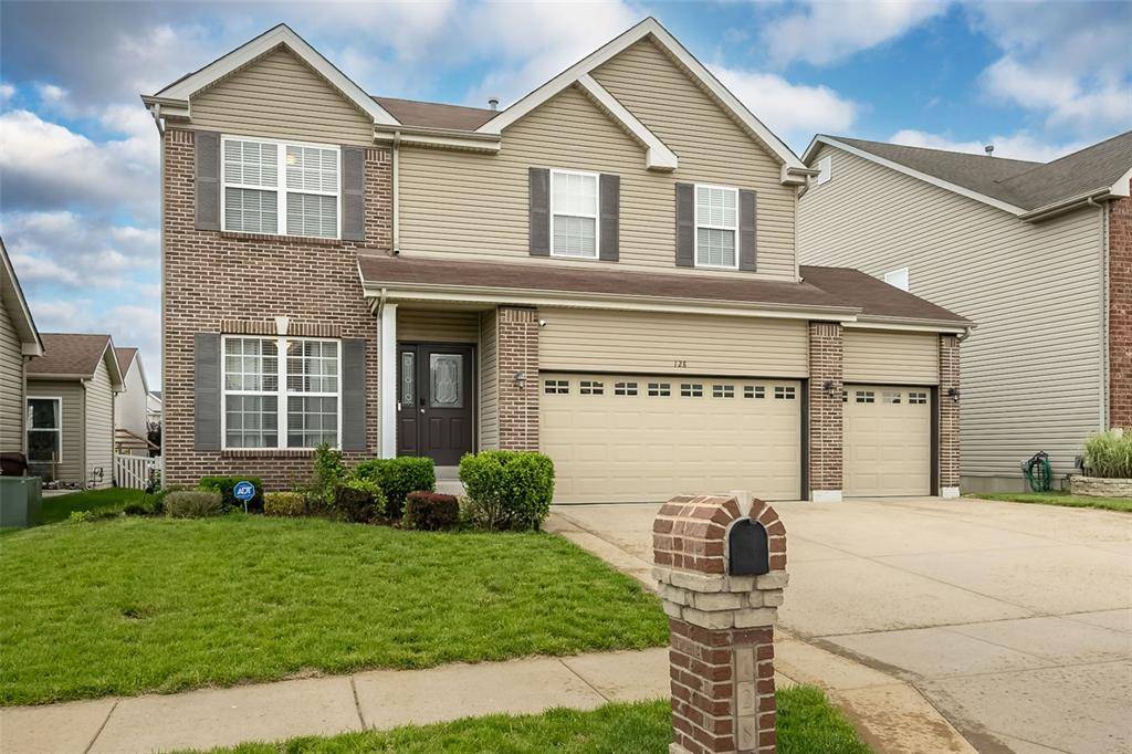 St Peters, MO 63376,128 Berry Manor CIR