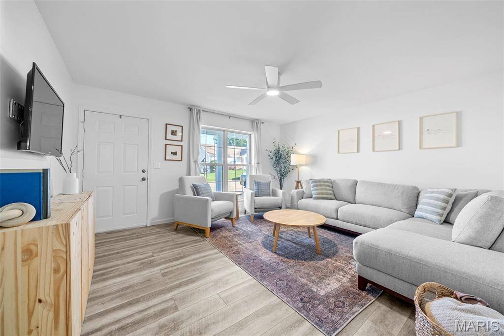 St Peters, MO 63304,637 Bull Valley DR