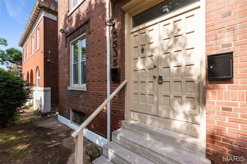 St Louis, MO 63116,3535 Giles AVE