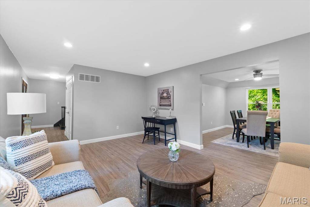 Fenton, MO 63026,1305 Montevale CT