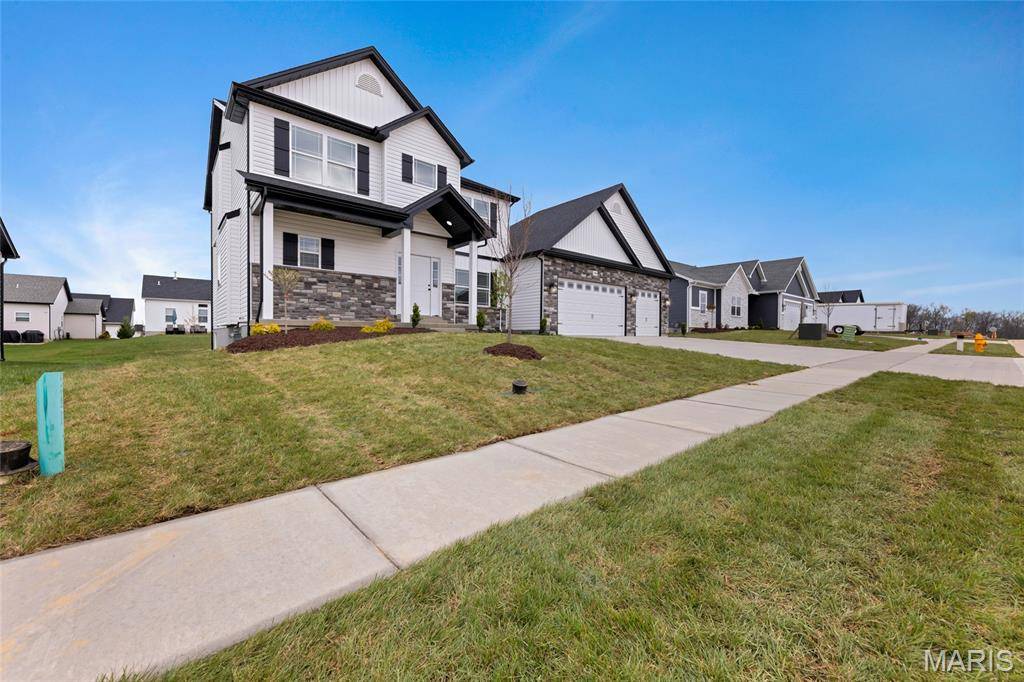Wentzville, MO 63385,208 woodhurst drive