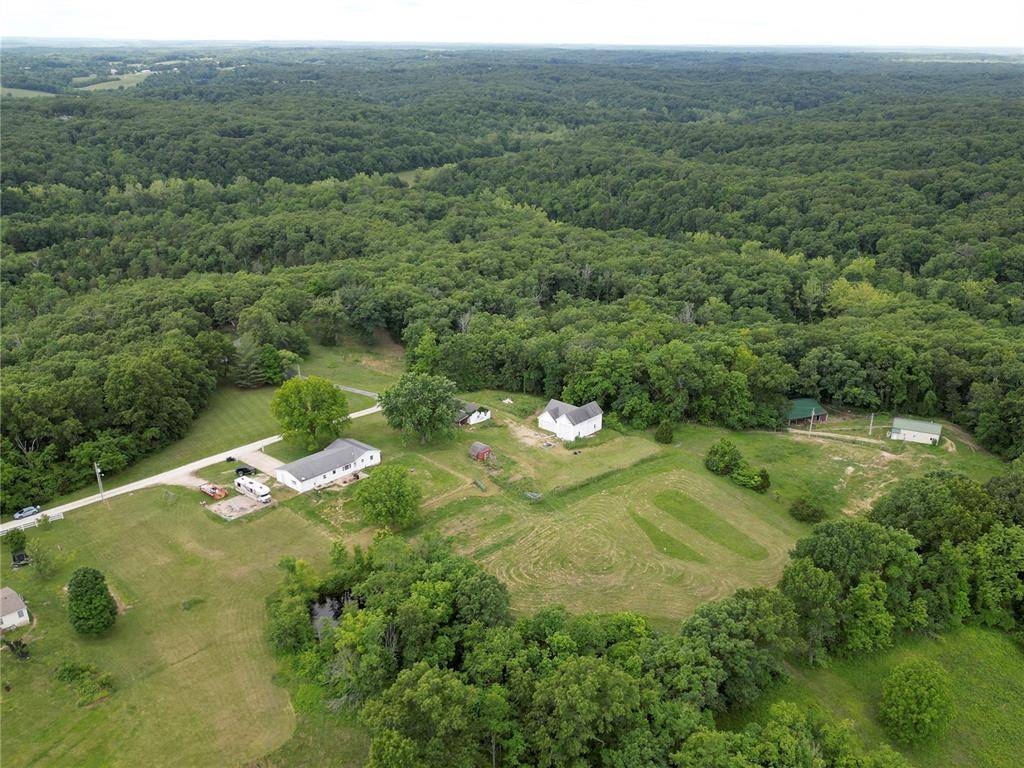 St Clair, MO 63077,303 Bird Song LN