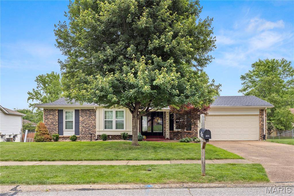 Ballwin, MO 63021,894 Napoli DR