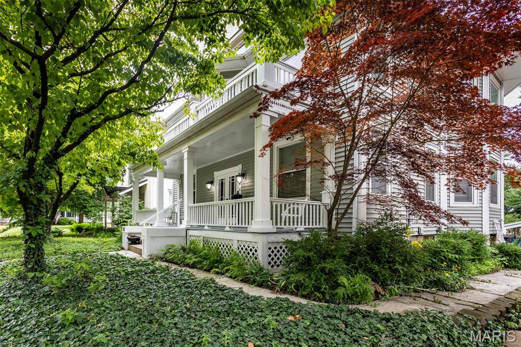 Alton, IL 62002,1113 State ST