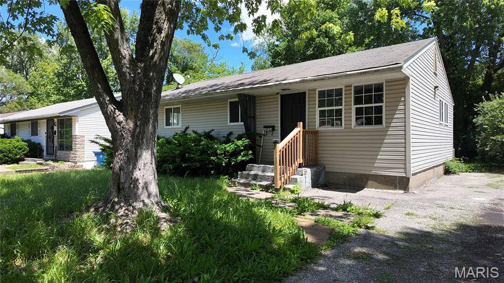 St Louis, MO 63137,10736 Spring Garden DR