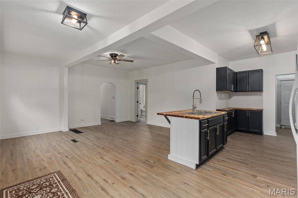 Gillespie, IL 62033,708 Madison ST