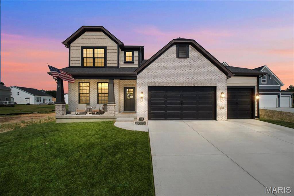 Lake St Louis, MO 63367,251 Randlin DR