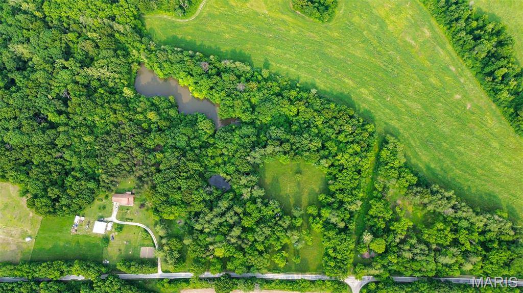 Grafton, IL 62037,15308 Liberty Ridge RD