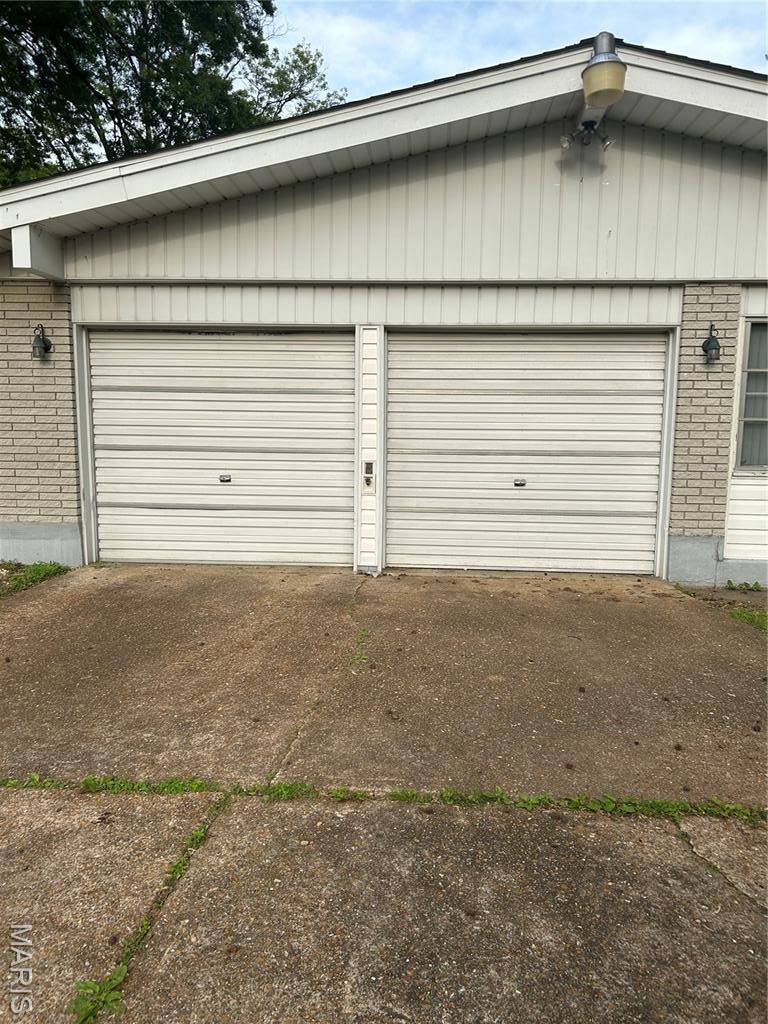 St Louis, MO 63138,1548 Bayonne DR
