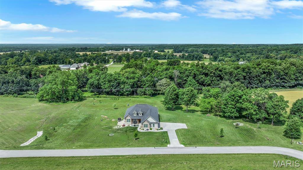 Moscow Mills, MO 63362,3 Davinci CT
