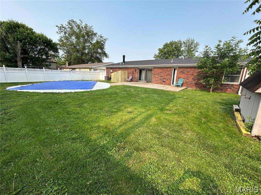 Fairview Heights, IL 62208,609 Lenora DR
