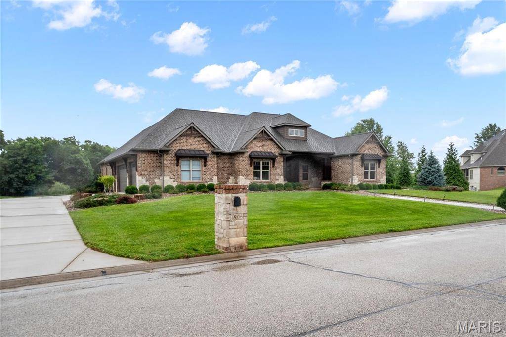 O'fallon, IL 62269,1906 Windcrest DR