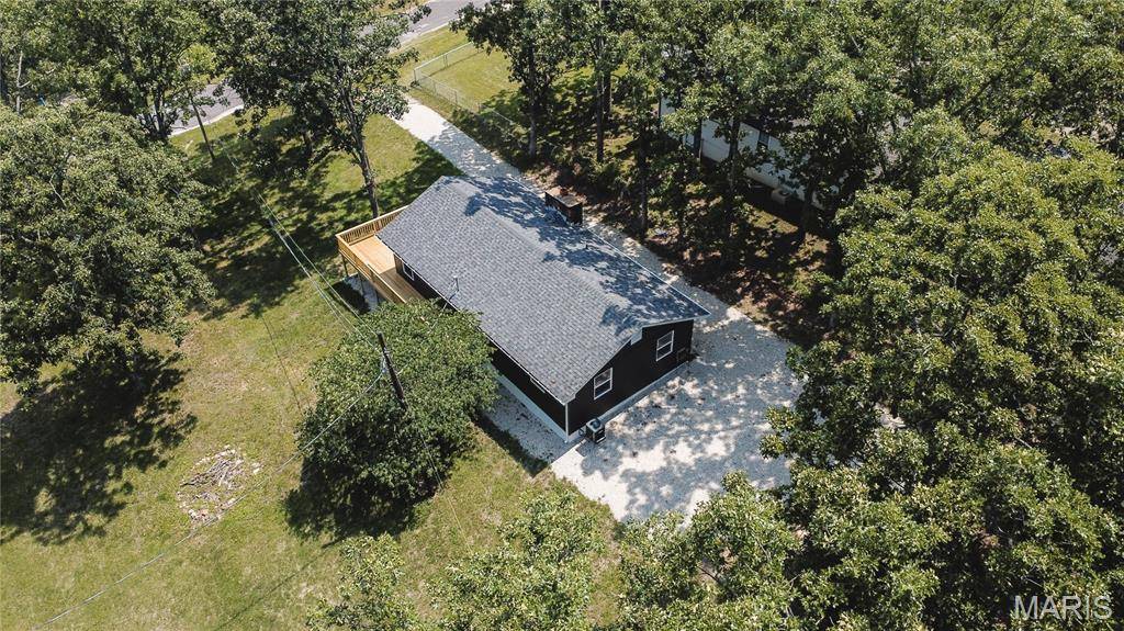 Cuba, MO 65453,1339 Lakeshore DR