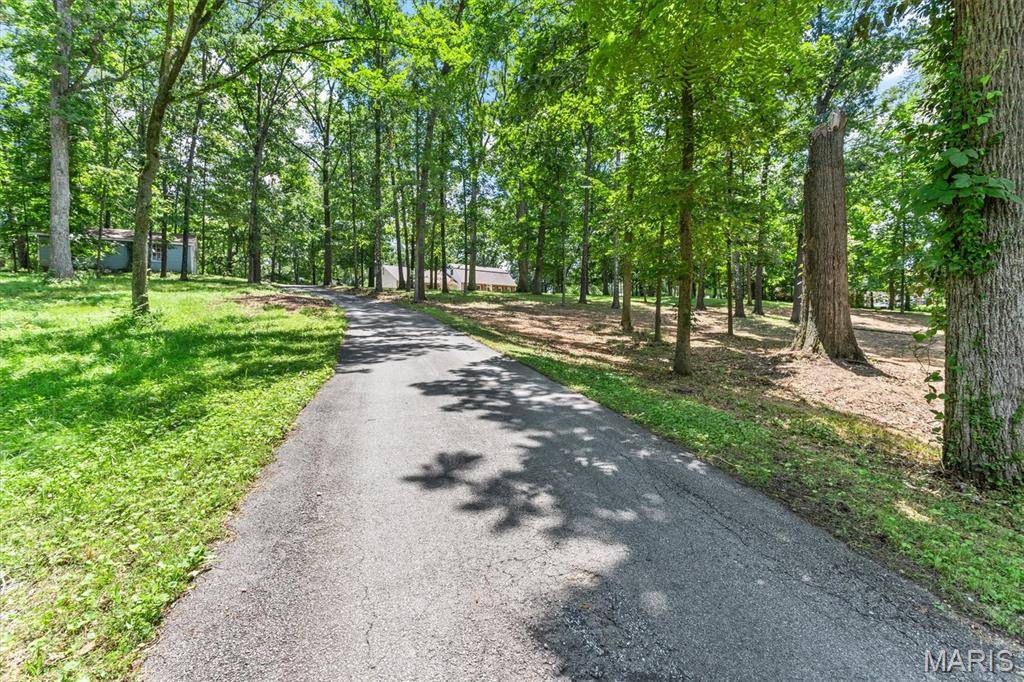 St Peters, MO 63376,8365 Mexico RD