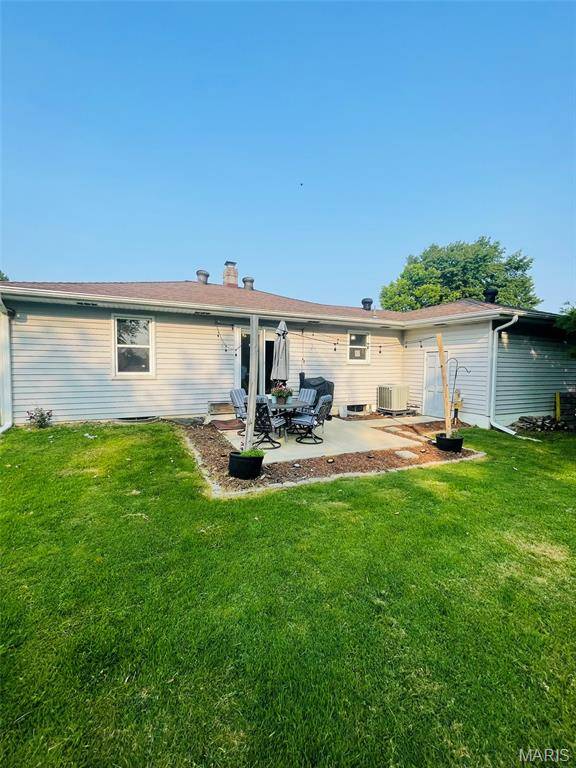 Cottage Hills, IL 62018,111 Elm ST