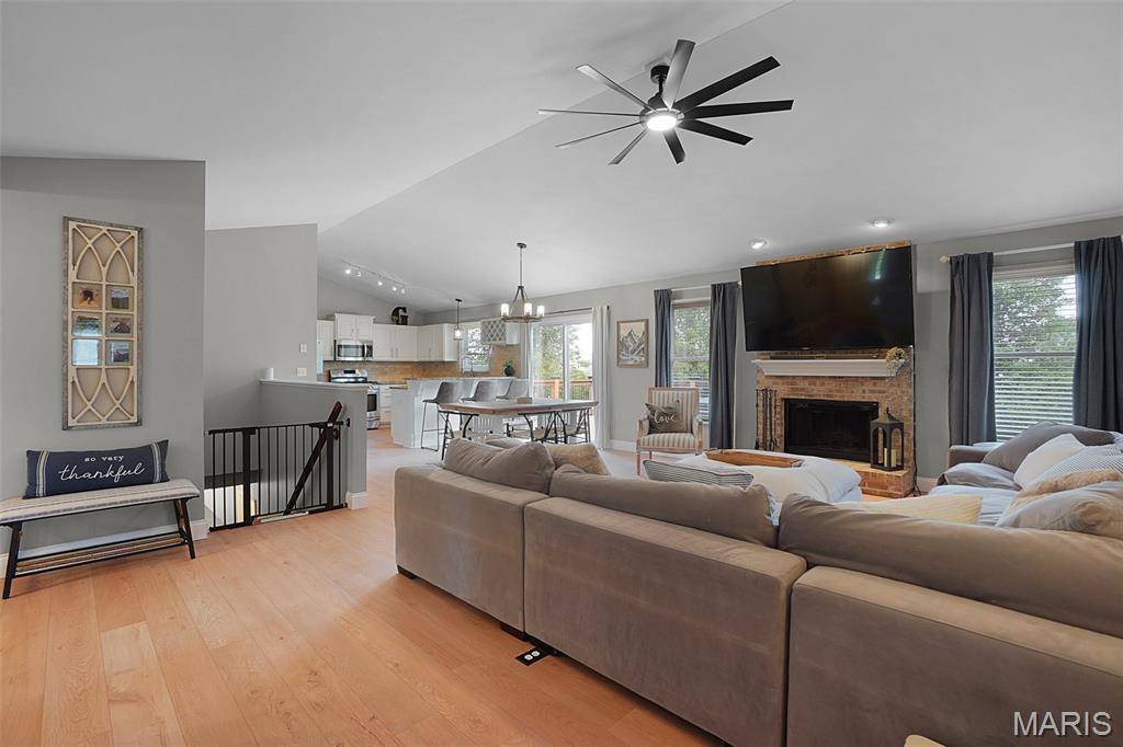 Wentzville, MO 63385,3837 Bedford Pointe DR