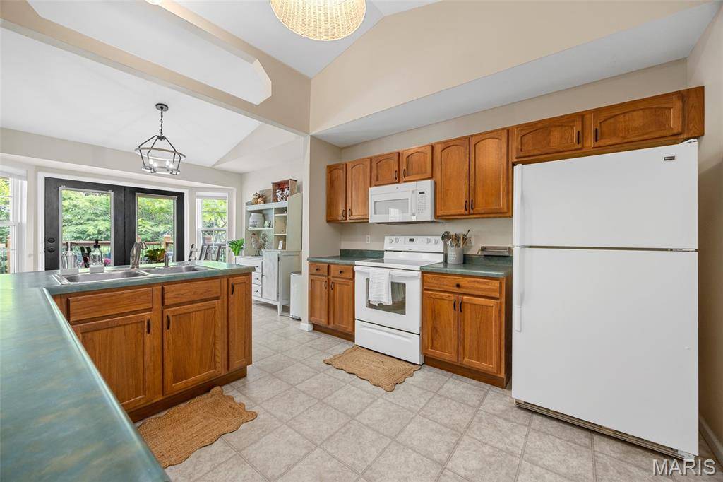 Fenton, MO 63026,457 Winter Bluff DR