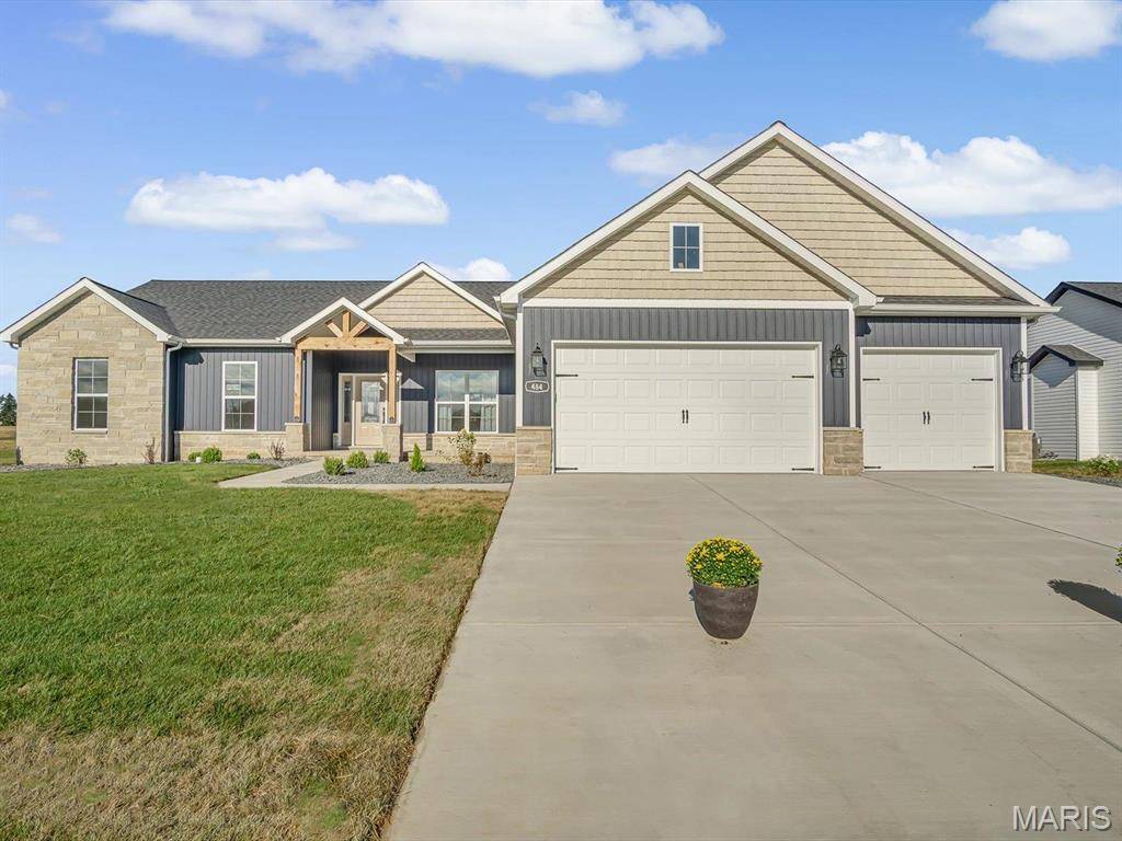 Waterloo, IL 62298,484 Hayden DR