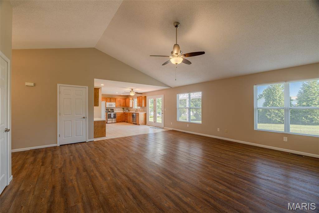 Warrenton, MO 63383,20237 Oak Ridge