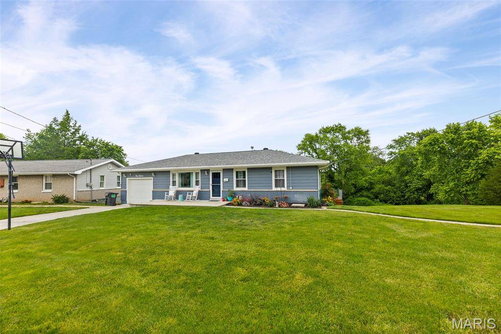 Cottage Hills, IL 62018,415 Virginia AVE