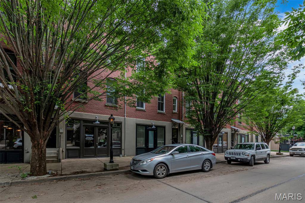 St Charles, MO 63301,3217 Domain ST