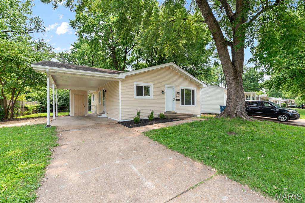 Hazelwood, MO 63042,6714 Sandy Hill DR