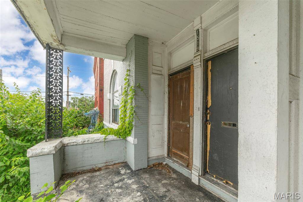 St Louis, MO 63112,1519 Arlington Avenue
