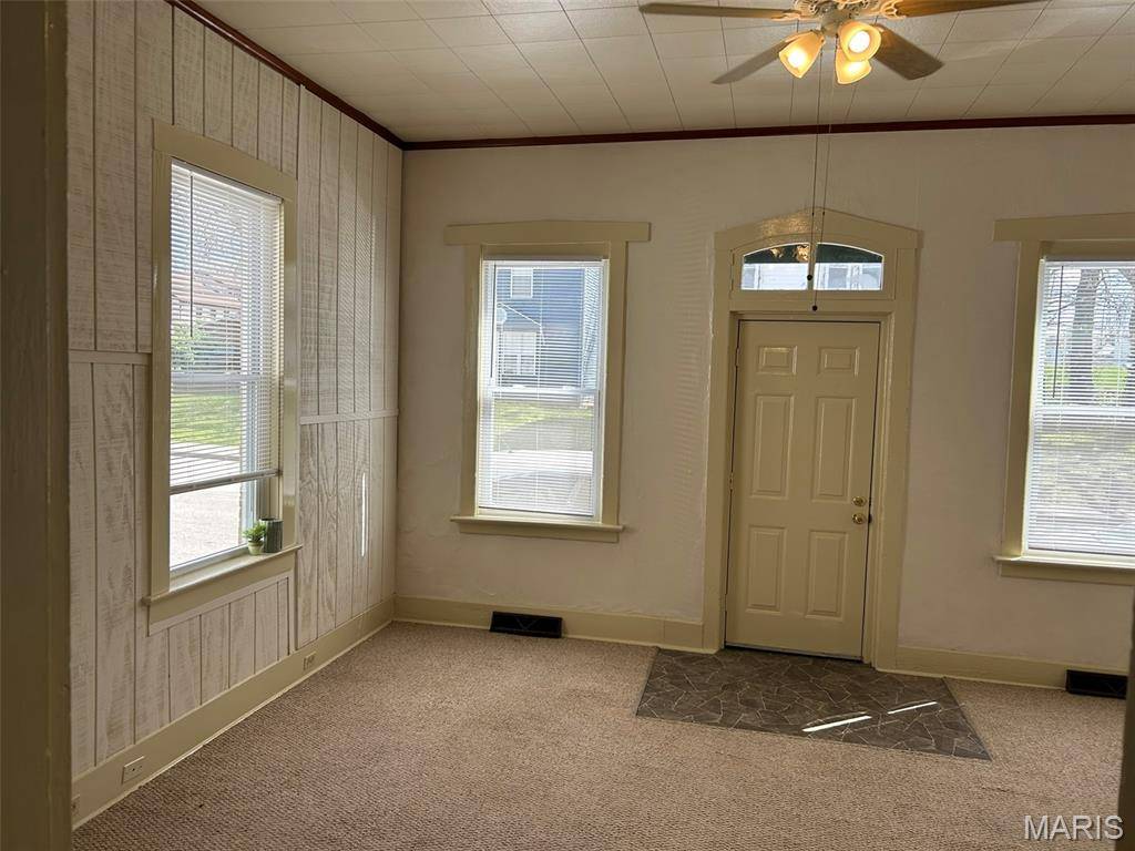 Belleville, IL 62220,411 S 1st ST