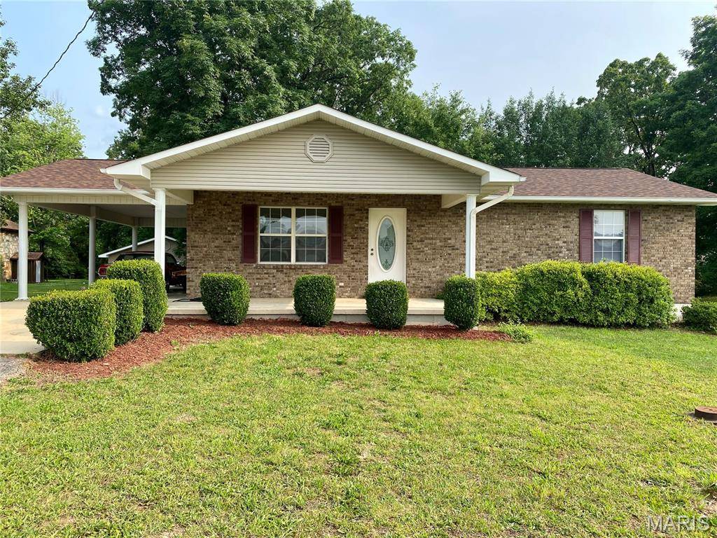 Doniphan, MO 63935,3936 State Highway 142 E