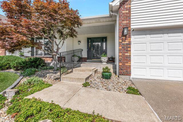 St Charles, MO 63304,220 Alexandria DR