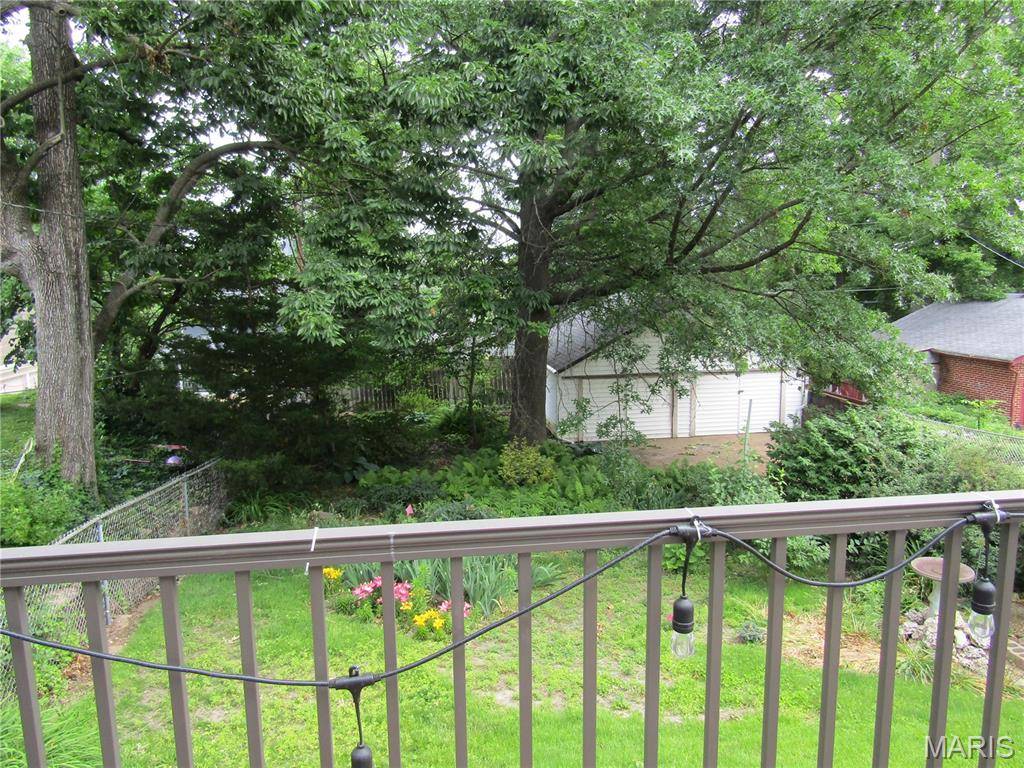 St Louis, MO 63139,6151 Columbia AVE