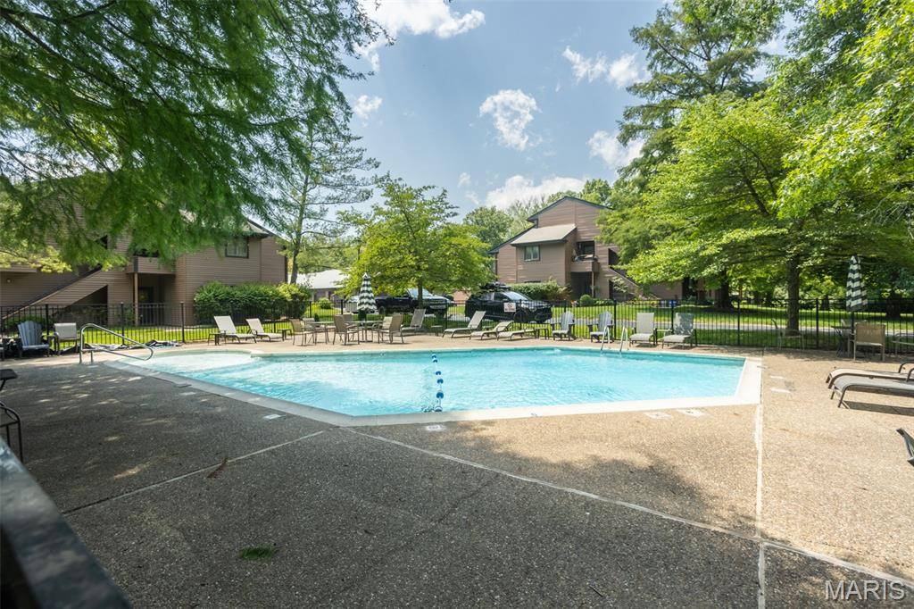 St Louis, MO 63146,13814 Amiot DR #D