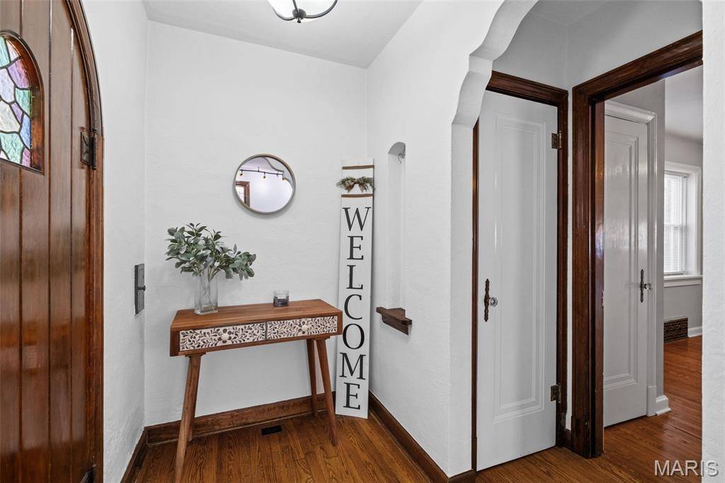 St Louis, MO 63109,6314 Chippewa ST