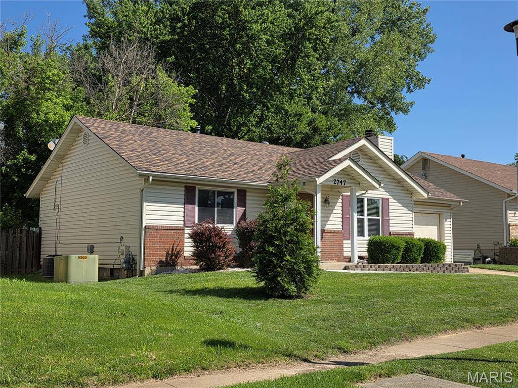 Florissant, MO 63031,2747 Freemantle DR
