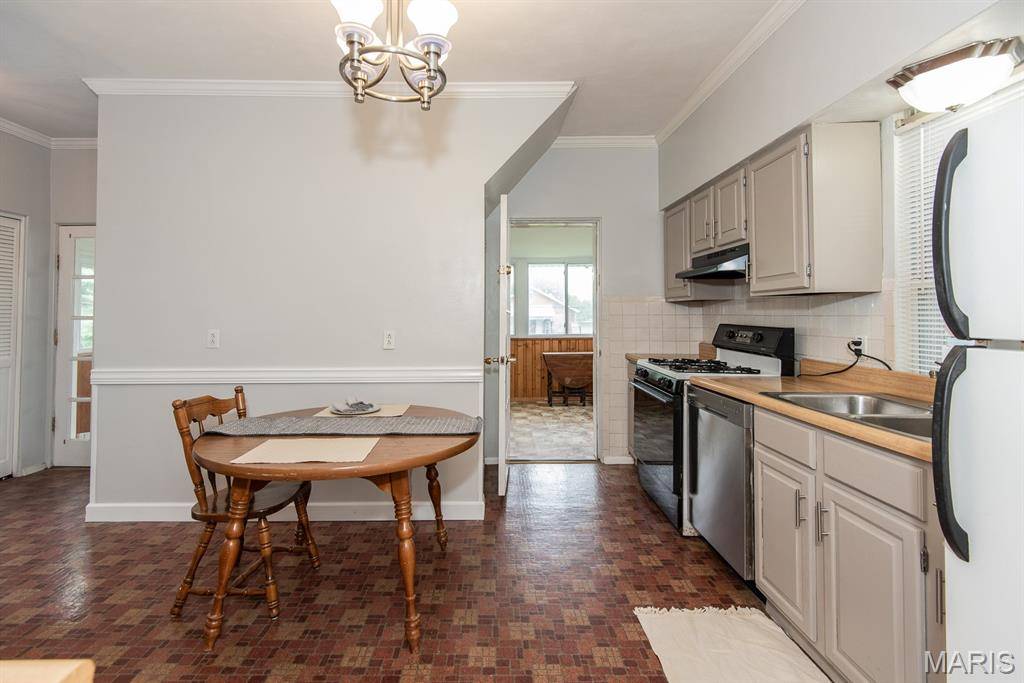 Unincorporated, MO 63123,4825 Oldenburg AVE
