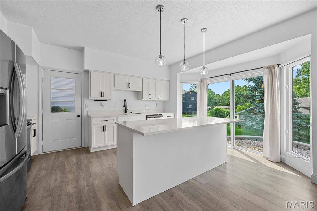 Lake St Louis, MO 63367,65 Rue Grand DR