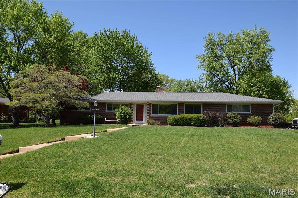 St Louis, MO 63128,11817 Helta DR