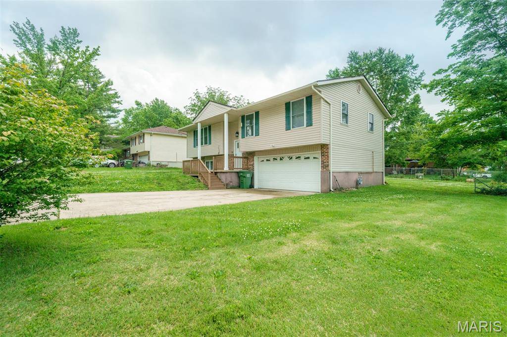 Rolla, MO 65401,1804 Meadow CT