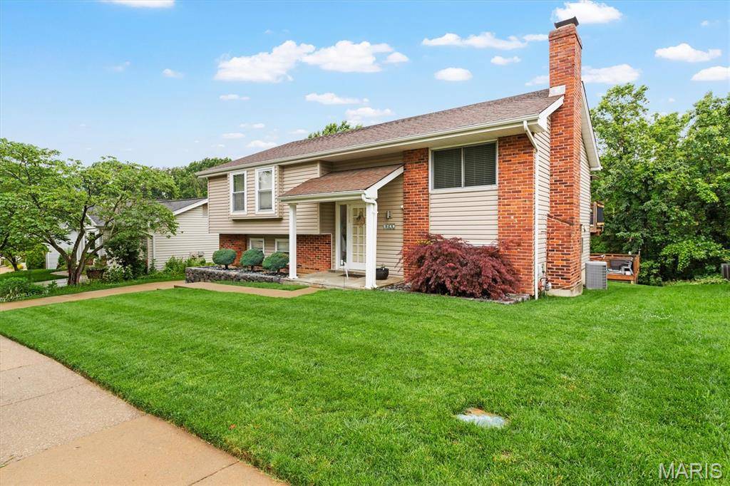 St Louis, MO 63129,3749 Gumtree LN