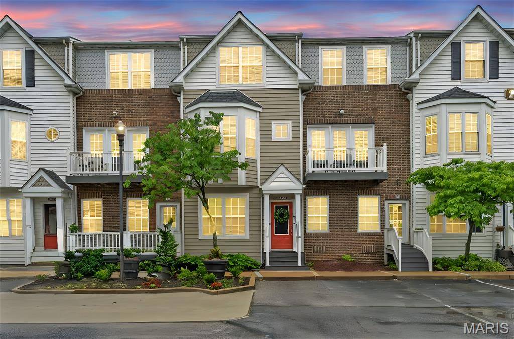 St Louis, MO 63122,231 W Monroe AVE #205