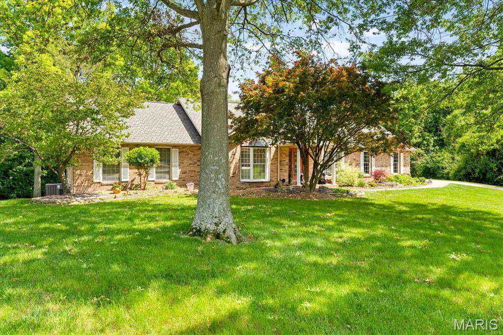 Edwardsville, IL 62025,2 Sugar Hill CT
