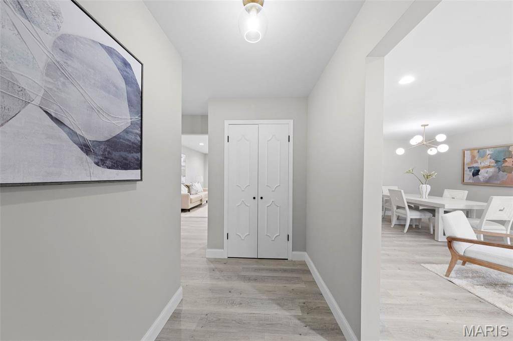 Florissant, MO 63034,14874 Mondoubleau LN